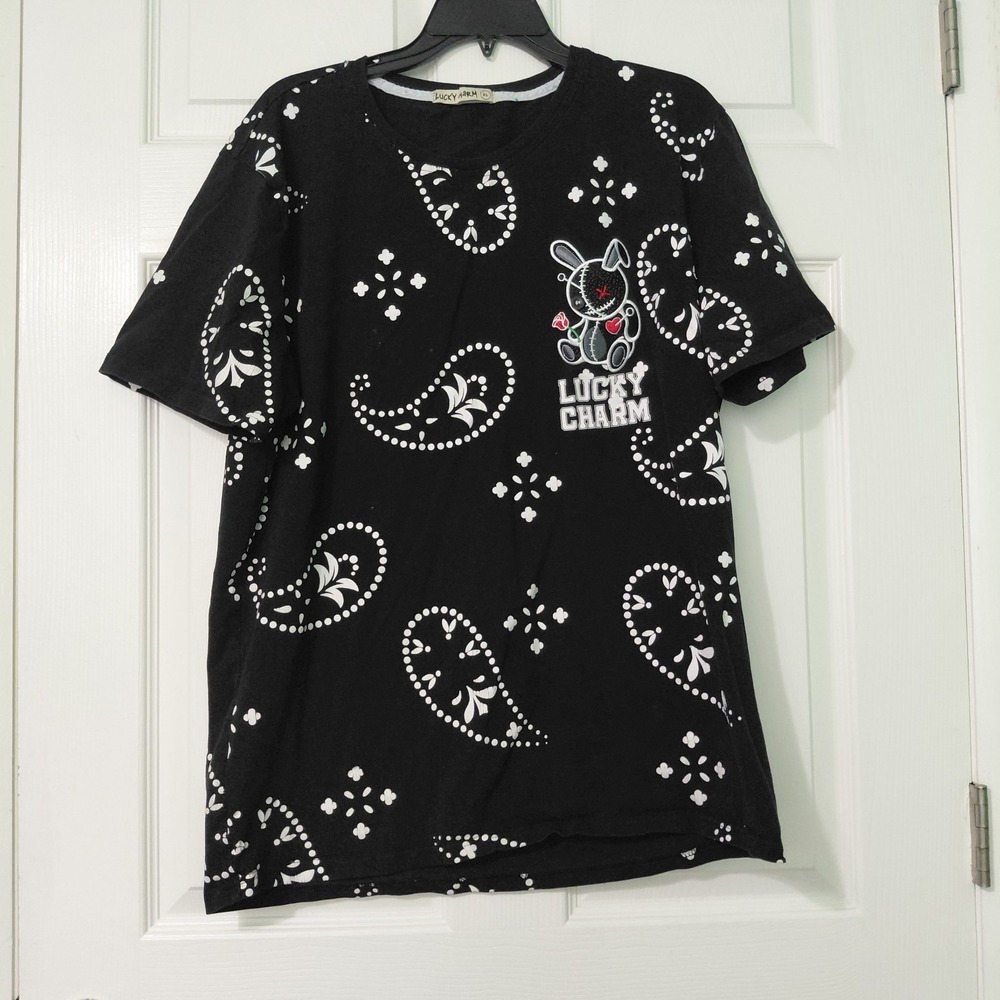 Lucky Charm T Shirt Adult XLarge Bunny Black White Graphic Tee Streetwear